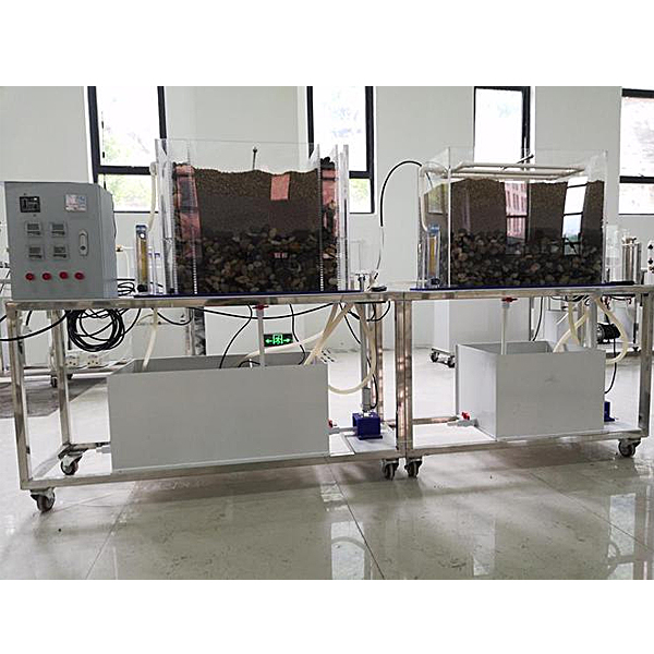 復(fù)合人工濕地演示實(shí)驗(yàn)裝置(圖1) 復(fù)合人工濕地演示實(shí)驗(yàn)裝置,電腦工程繪圖實(shí)驗(yàn)臺