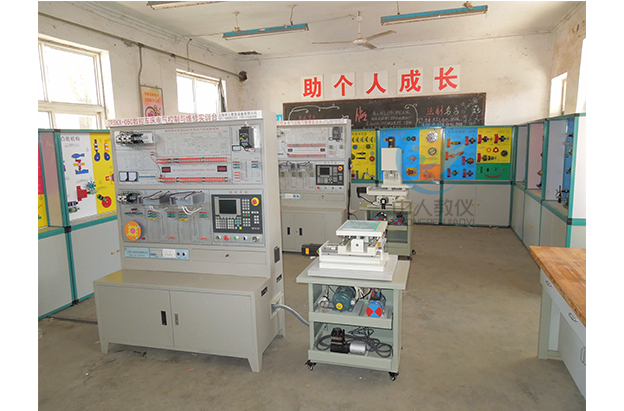 電工電子實(shí)訓(xùn)臺(tái)圖片(圖1) 電工電子實(shí)訓(xùn)臺(tái)圖片(圖1)