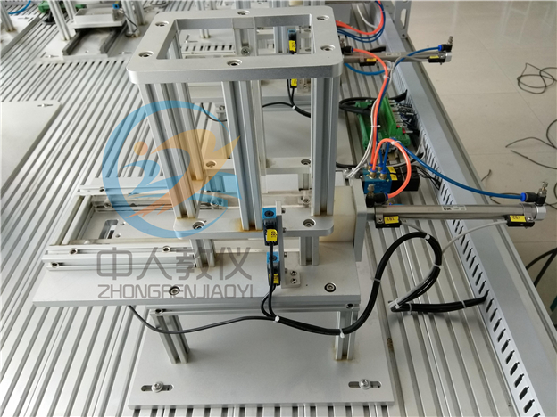 液壓閥臺(tái)內(nèi)部結(jié)構(gòu),機(jī)構(gòu)運(yùn)動(dòng)方案創(chuàng)新設(shè)計(jì)簡圖怎么做的呢(圖2) 液壓閥臺(tái)內(nèi)部結(jié)構(gòu),機(jī)構(gòu)運(yùn)動(dòng)方案創(chuàng)新設(shè)計(jì)簡圖怎么做的呢(圖2)